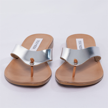 Load image into Gallery viewer, Metallic Sandals