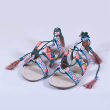 Load image into Gallery viewer, Tribal Patterned Shoes