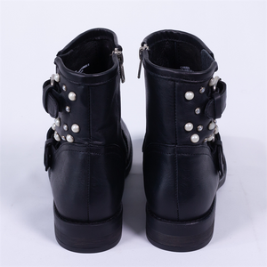 Pearls Boots